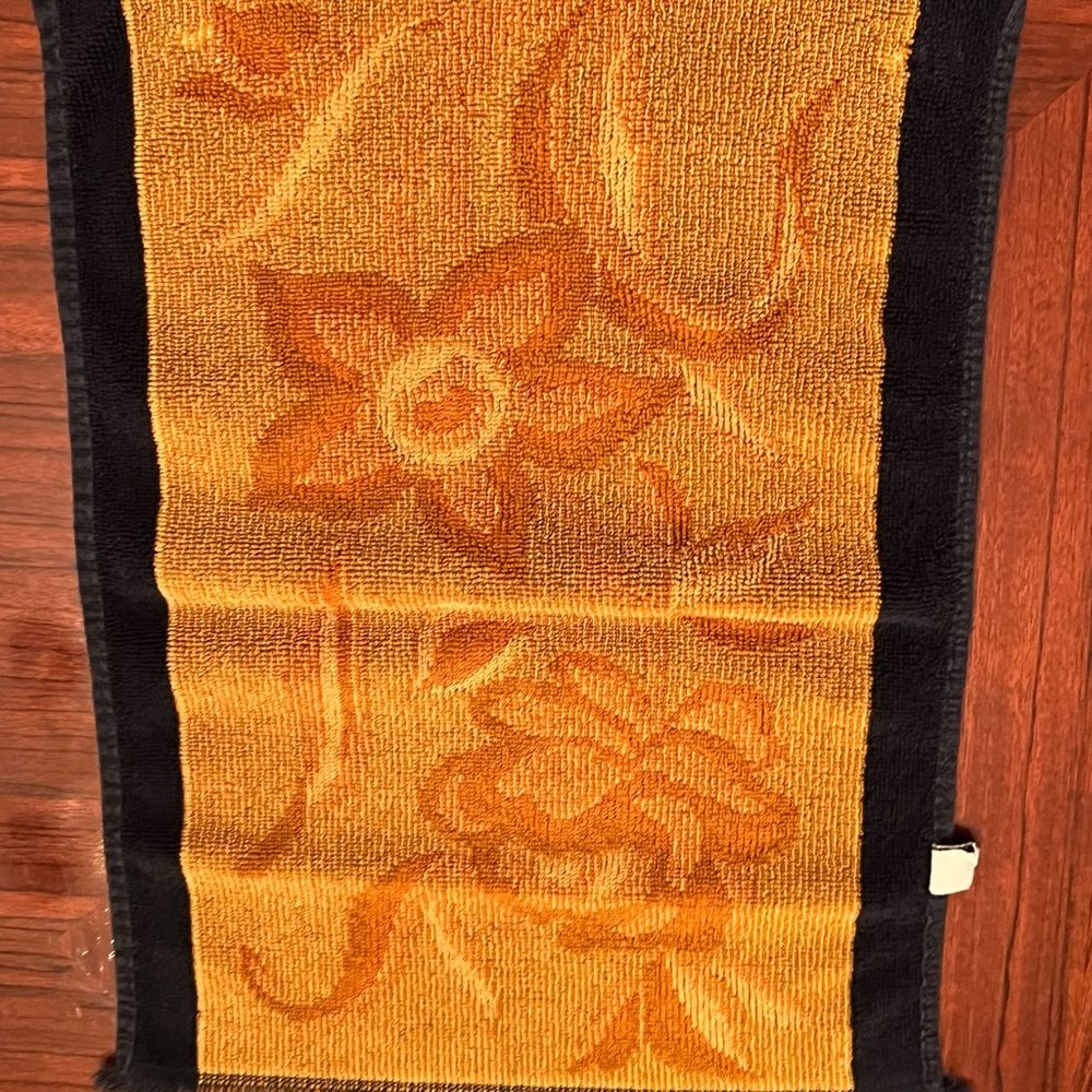 Vintage 70 s  Fieldcrest Decorative Hand Towel Firm Price